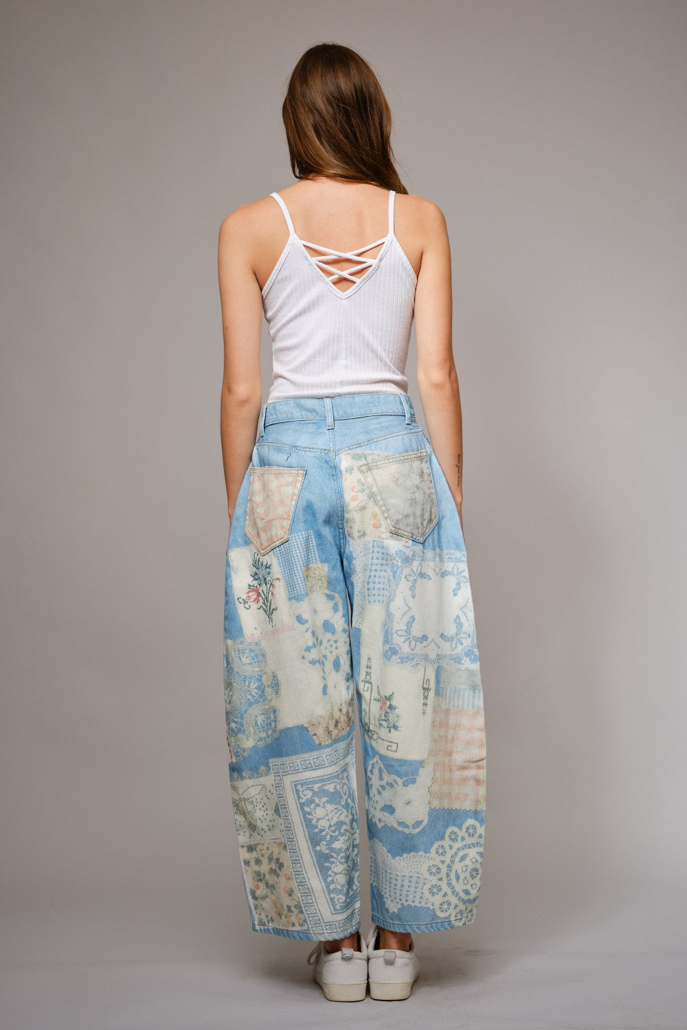 Patch Print Barrel Jeans